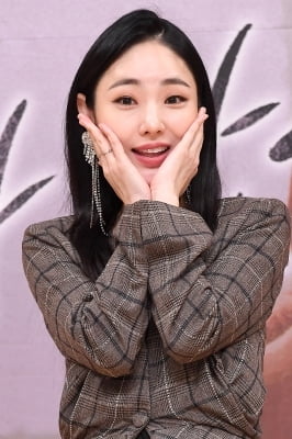 [포토] 박아인, '눈 뗄 수 없는 아름다움'