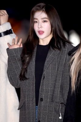 [포토] 레드벨벳 아이린, '날씨가 너무 추워요~'