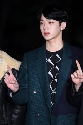 [포토] 워너원 라이관린, '감탄을 부르는 멋진 모습'