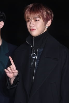 [포토] 워너원 강다니엘, '감탄을 부르는 멋짐'