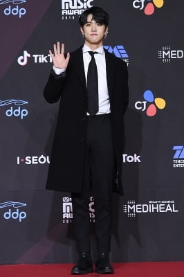 [포토] 김동한, '멋지게 차려입고~' (2018 MAMA)