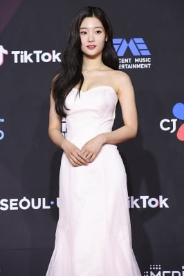 [포토] 정채연, '우아함 그 자체~' (2018 MAMA)