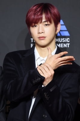 [포토] 워너원 강다니엘, '부드러운 눈빛~' (2018 MAMA)