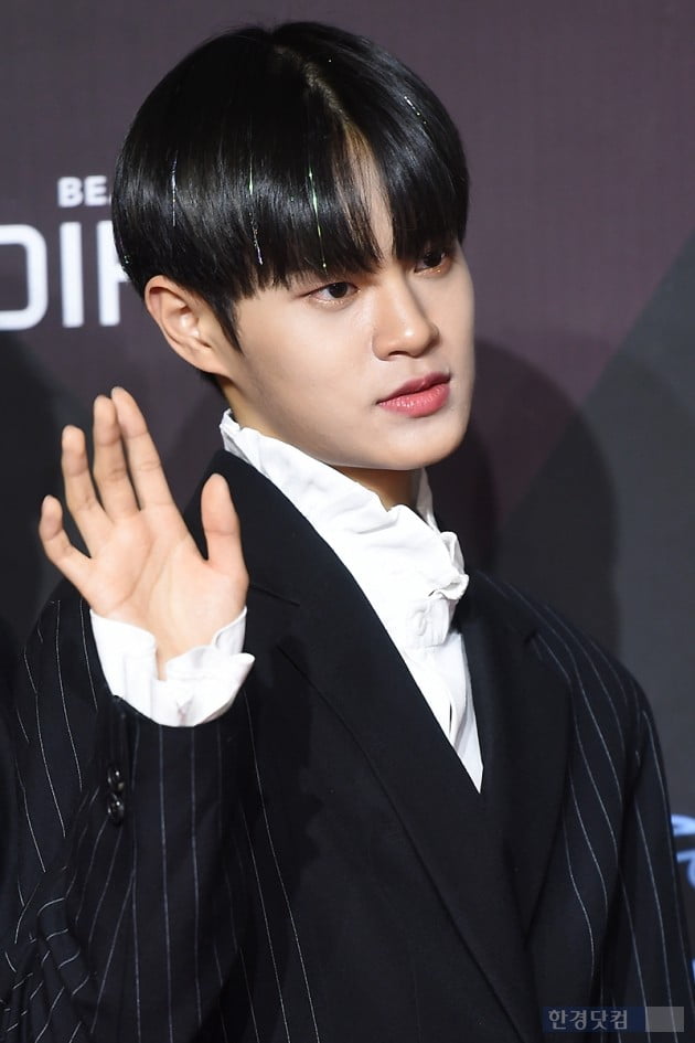 [포토] 워너원 이대휘, '부드러운 눈빛~' (2018 MAMA)