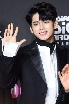 [포토] 워너원 옹성우, '미소가 멋진 남자' (2018 MAMA)