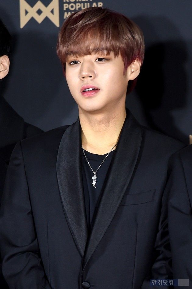 [포토] 워너원 박지훈, '부드러운 눈빛'