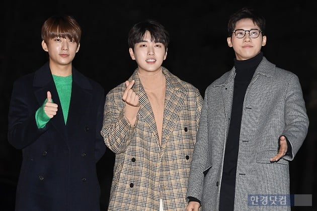 [포토] B1A4, '이른 아침부터 돋보이는 멋진 모습'