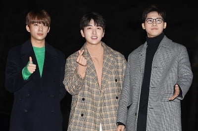 [포토] B1A4, '이른 아침부터 돋보이는 멋진 모습'