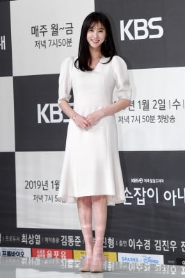 [포토] 이수경, '순백의 청순함'