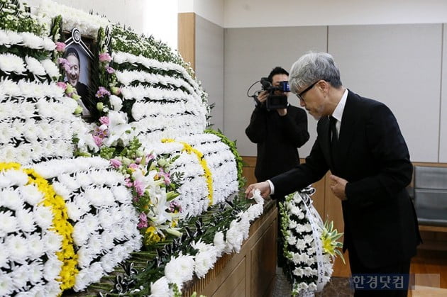 봄여름가을겨울 전태관, 아내 사망 8개월만에 별세 … 가요계 일제히 추모