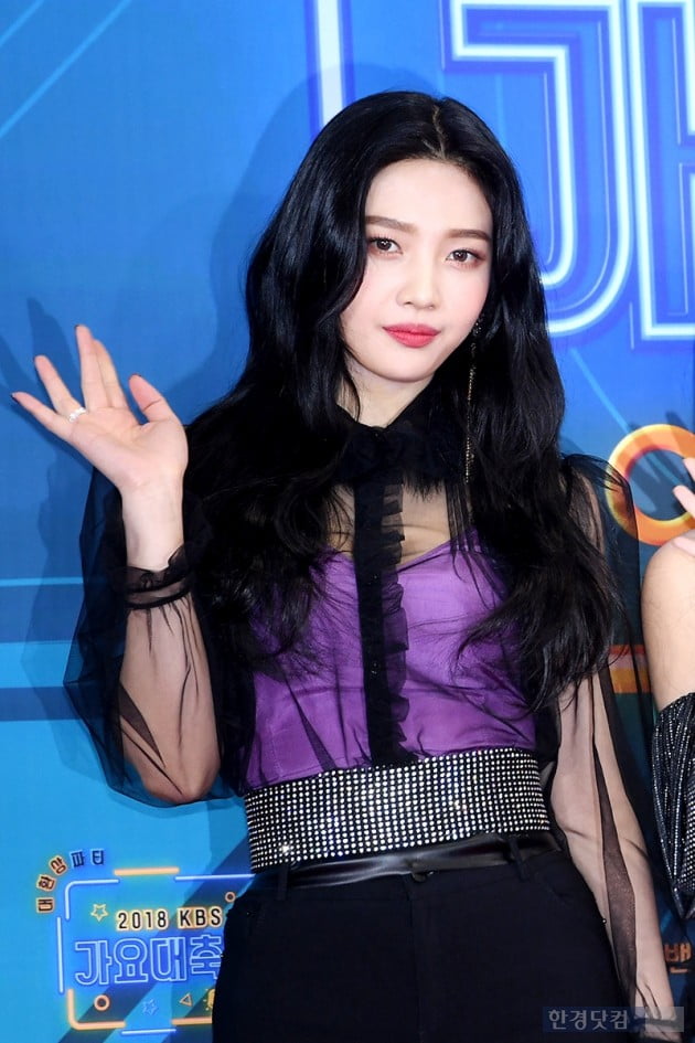 [포토] 레드벨벳 조이, '눈빛으로 말해요~'(2018 KBS 가요대축제)