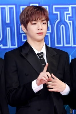 [포토] 워너원 강다니엘, '오늘밤 주인공은 나야나'(2018 KBS 가요대축제)