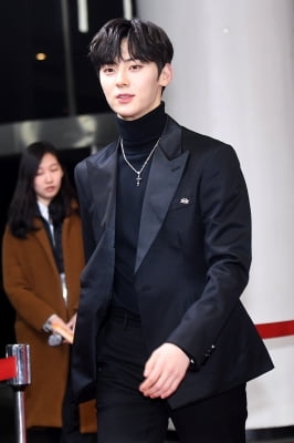  워너원 황민현, '멋진 남자'(2018 KBS 가요대축제)