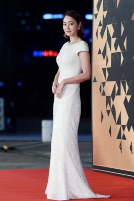 [포토] 서효림, '아름다운 화이트 드레스'(2018 KBS 연기대상)