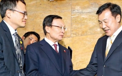 '선거제 개편' 동상이몽에 출구 못찾는 단식농성