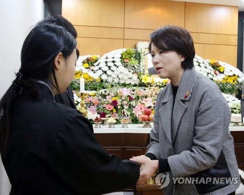 유은혜 "1기 신도시 공공인프라 종합 점검해야"