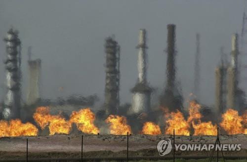 국제유가, OPEC 감산규모 진통에 급락…WTI 2.7%↓