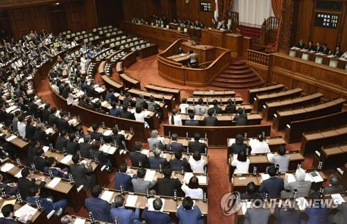 日 '외국 노동자 문호확대 법안' 국회 통과…5년간 34만명 유입