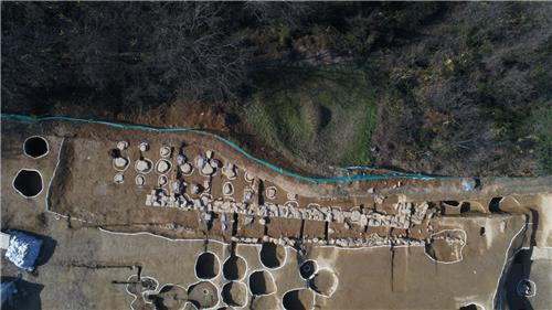 예산 산성서 백제 지방 산성 첫 대형 석벽 건물지 발견