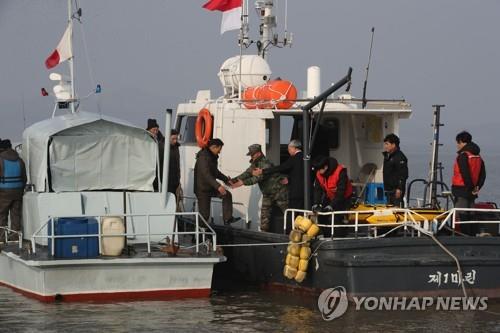 65년만에 열린 남북물길…"개성 앞 하구엔 모래 가득, 준설필요"