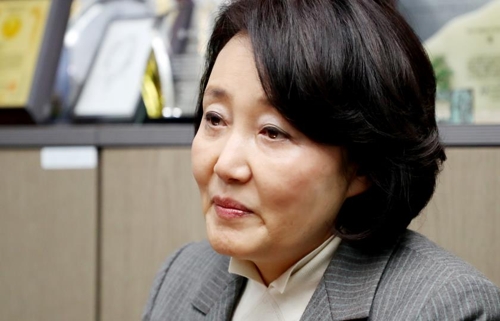 [사법개혁] 박영선 "사법개혁, 늦어도 내년 4월까지 마무리하겠다"