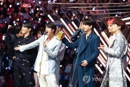 방탄소년단 '빌보드 200' 16주째 진입…한국가수 최장기록