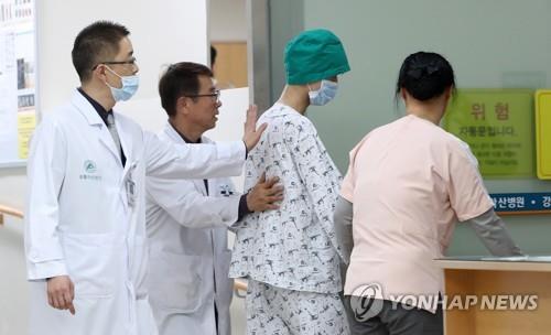 '집으로, 하늘나라로' 펜션사고 1명 오후 퇴원…3명은 영결식