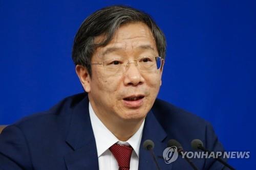 인민은행 "위안화 환율 균형 유지"…환율안정 의지 피력