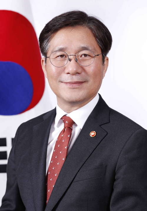 [신년사] 성윤모 산업부장관 "산업 활력 회복에 집중"