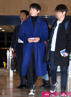 [TEN PHOTO]박보검 &#39;남자친구가 공항에 나타나면 이런느낌&#39;