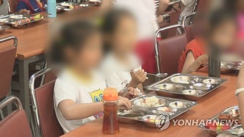 '학부모 급식 모니터링' 모든 유치원 확대…급식비 기준 설정