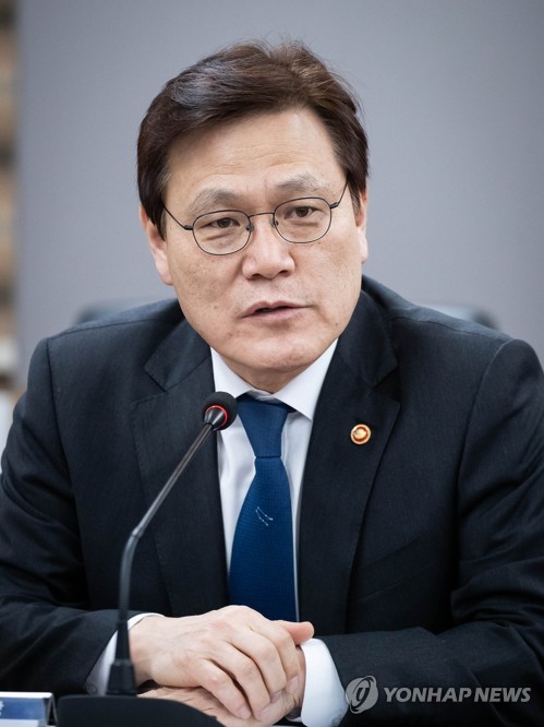 금융위원장 "15조원 투자촉진 금융지원 신속 가동"