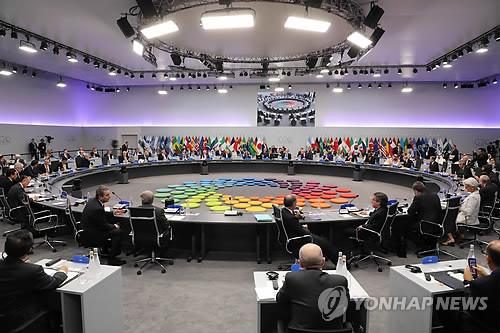G20 정상, 부시 전대통령 별세에 '드문 일체감'…추모 잇따라