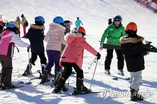 북극발 한파로 전국'꽁꽁'…스키장·설산은 '즐거운 비명'