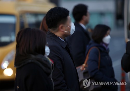 연말연시 '특별한 외출' 앞두고 방한용품 판매 '불티'