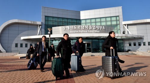 경의선·동해선 北철도 공동조사 南열차 귀환