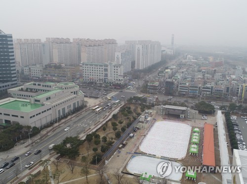 [날씨] 내일도 마스크 필수…충청·호남은 미세먼지 '매우 나쁨'