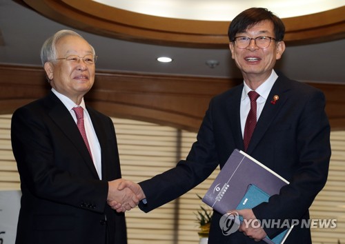 경총 방문한 김상조 "공정거래법령에 기업 우려 해소 담겠다"