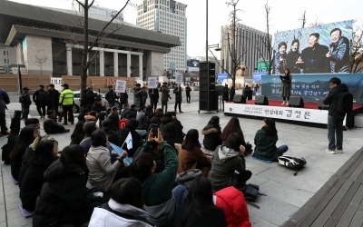 "백두칭송위원회 등 김정은 찬양 집회 주축은 옛 통진당 세력"