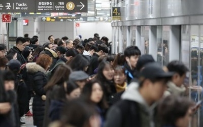 9호선 연장 개통 후 첫 월요일…"혼잡 대비하세요"