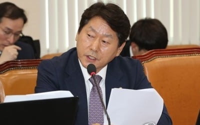 검찰, 심기준 의원 소환 조사…정치자금법 위반 피의자 신분