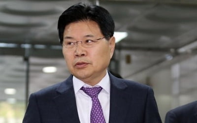 '인적쇄신 명단' 오른 의원들 '분통'…"혁신위해 수용" 목소리도