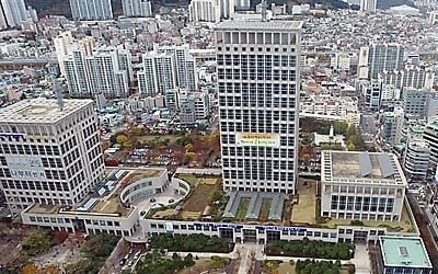 공공기관 정규직 전환 기쁨 이면에 '또 다른 근로자의 눈물'