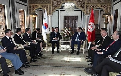 이총리, 튀니지 총리와 회담…디지털화·고등교육 협력 논의