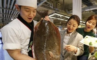 체면구긴 '국민횟감' 광어, 소비 부진에 가격 하락