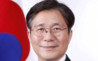 [신년사] 성윤모 산업부장관 "산업 활력 회복에 집중"