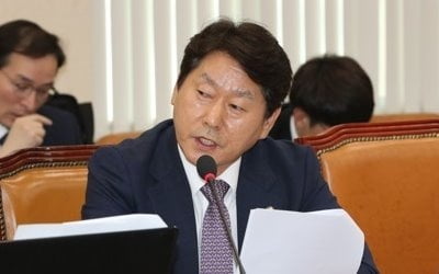 검찰, 정치자금법 위반 혐의 심기준 국회의원 불구속기소