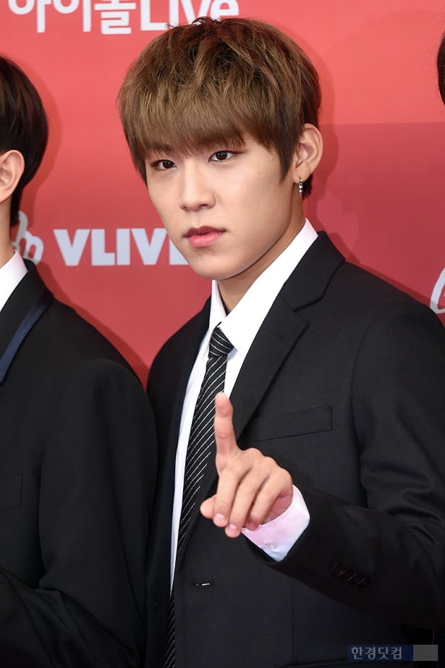 [포토] 워너원 박우진, '강렬한 눈빛 카리스마~' (골든디스크)