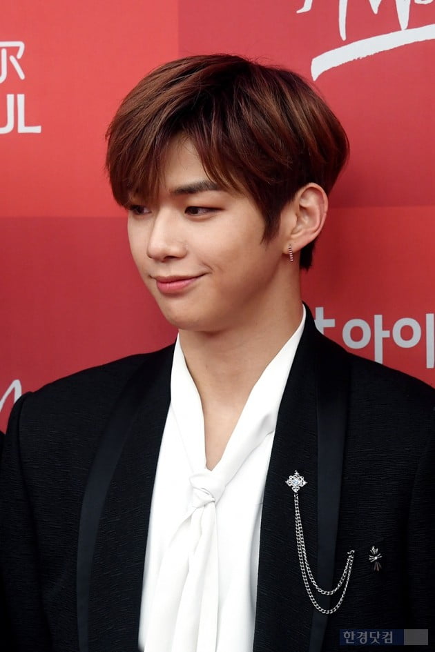 [포토] 워너원 강다니엘, '자신감 넘치는 미소'