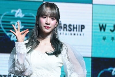 [포토] 우주소녀 설아, '나날이 예뻐지네~'